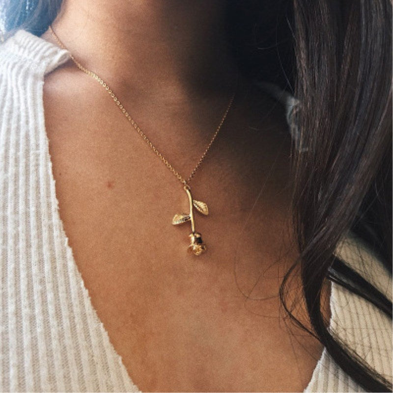 Collier En Agathe - Nuances Rose Et Beige - Occasion En Très Bon état